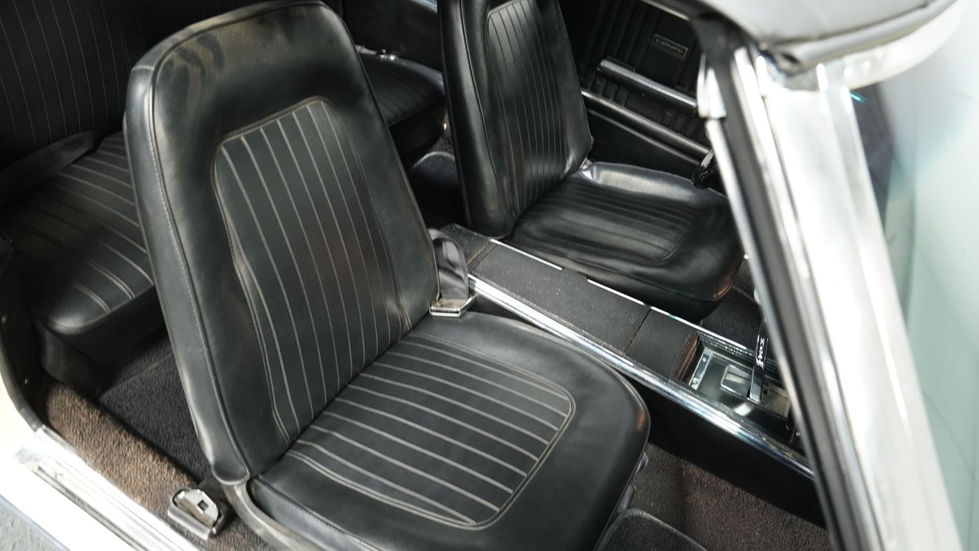 Chevrolet-Camaro-1967-Convertible-35