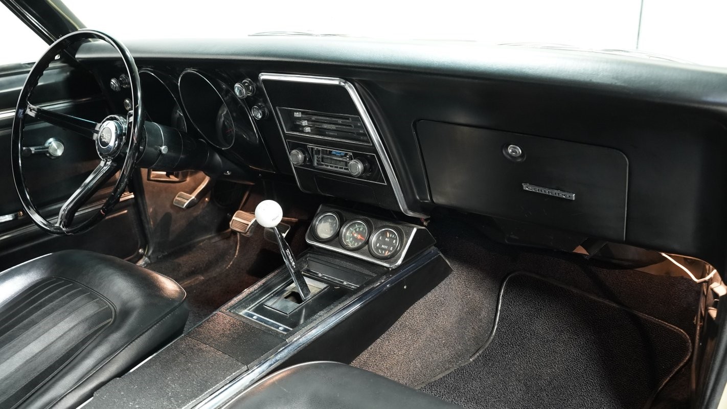 Chevrolet-Camaro-1967-Convertible-37