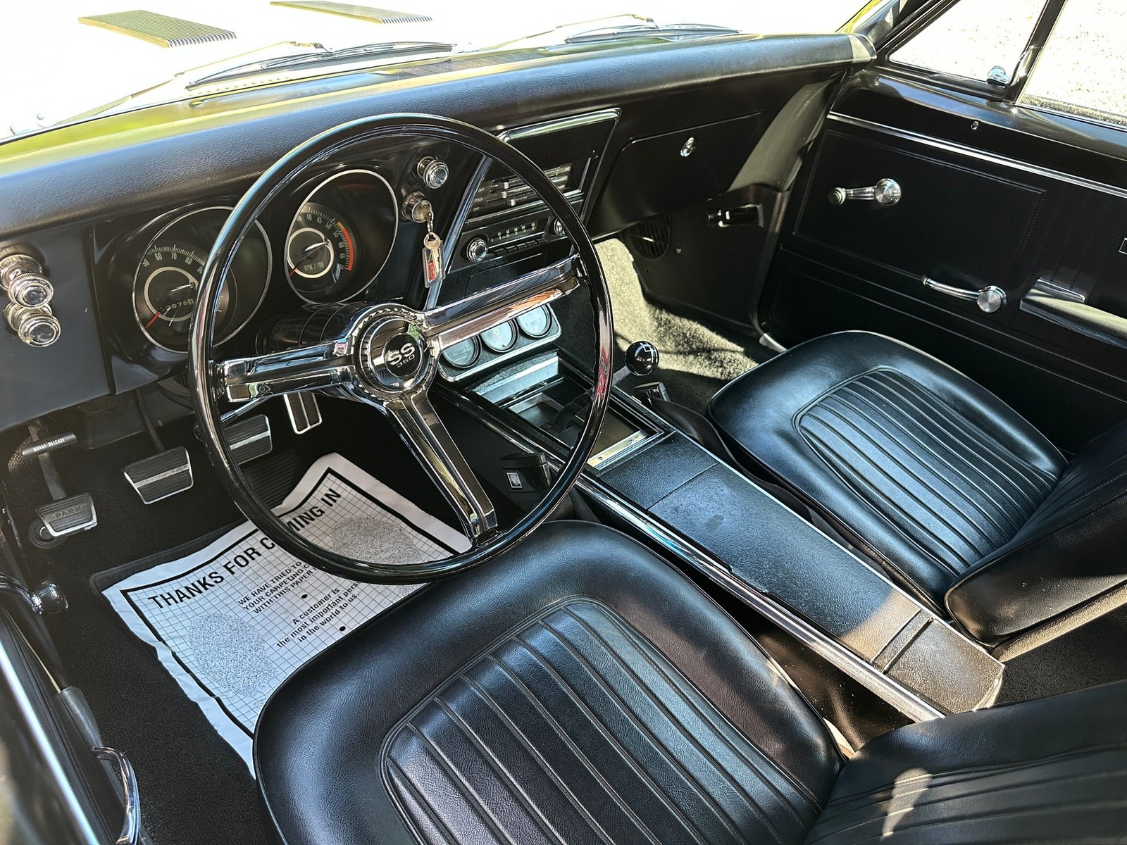 Chevrolet-Camaro-1967-Convertible-4