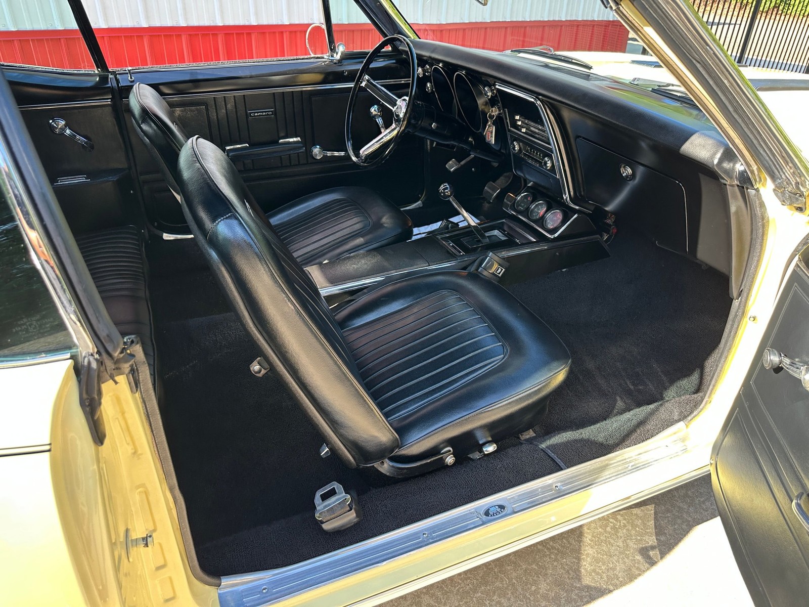 Chevrolet-Camaro-1967-Convertible-9