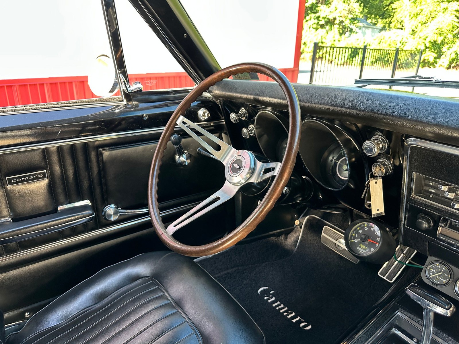 Chevrolet-Camaro-1967-Coupe-13