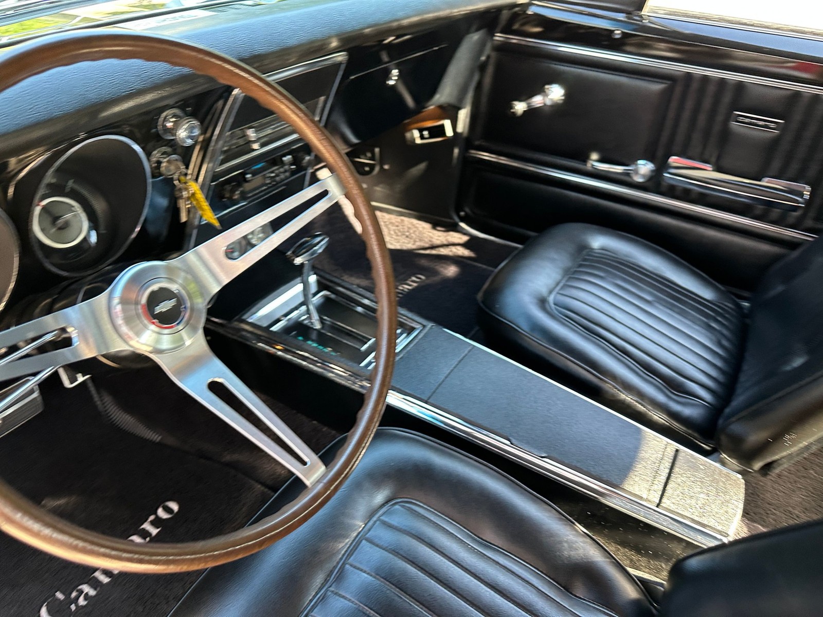 Chevrolet-Camaro-1967-Coupe-38