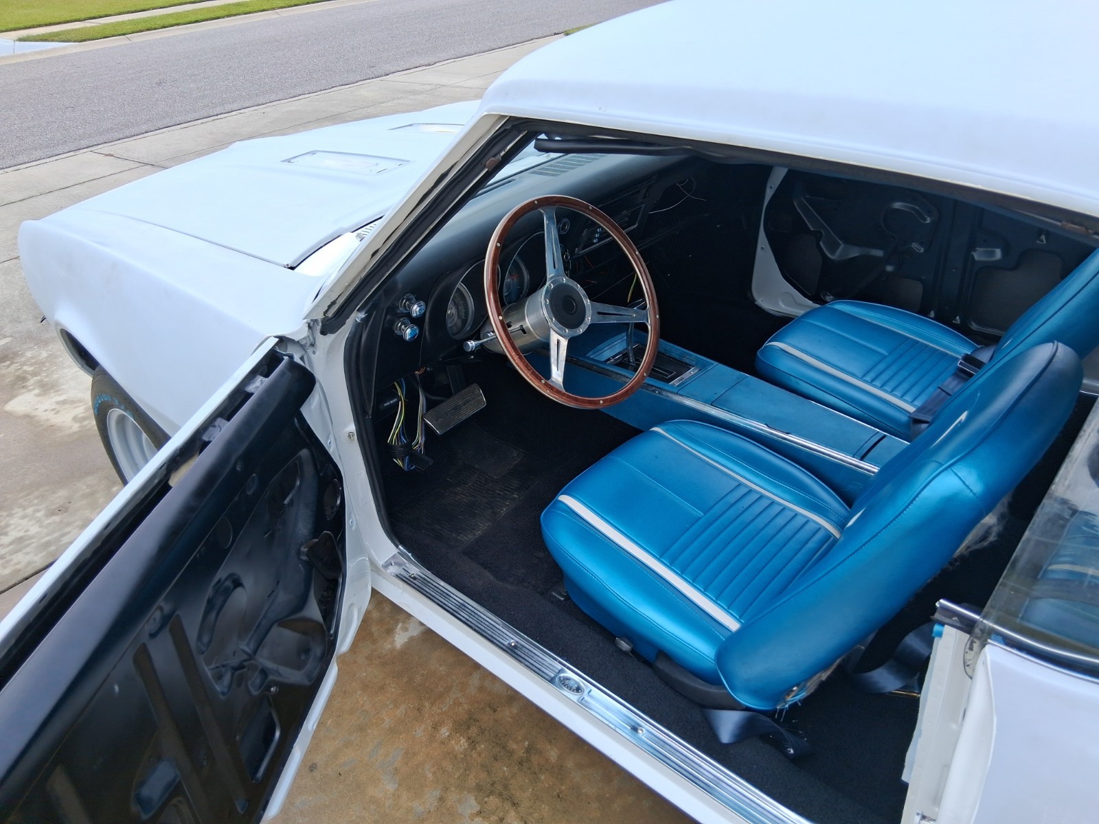 Chevrolet-Camaro-1967-Coupe-4