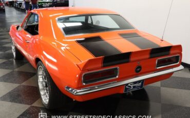 Chevrolet-Camaro-1967-Huggar-Orange-Black-1