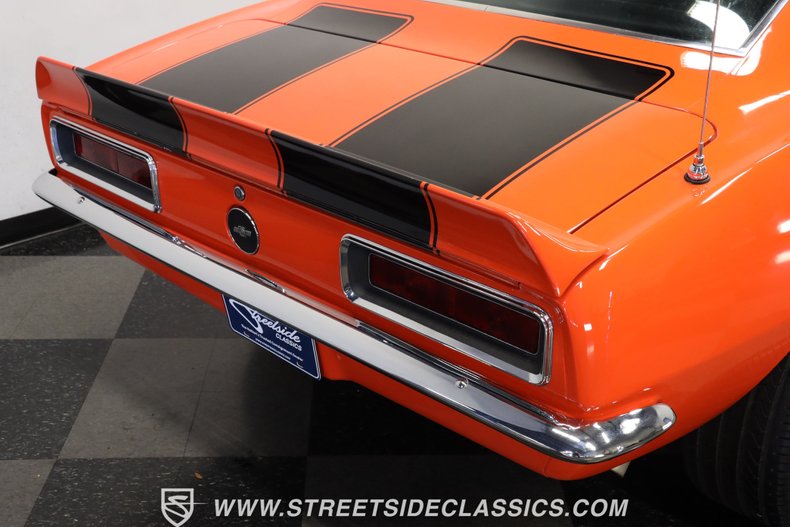 Chevrolet-Camaro-1967-Huggar-Orange-Black-10