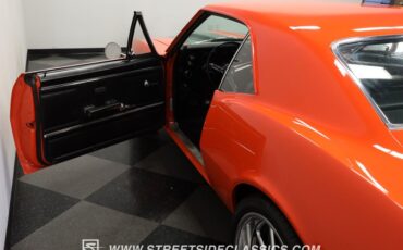 Chevrolet-Camaro-1967-Huggar-Orange-Black-14