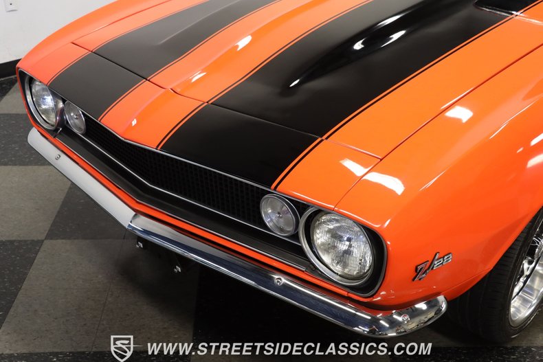 Chevrolet-Camaro-1967-Huggar-Orange-Black-27