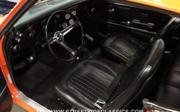 Chevrolet-Camaro-1967-Huggar-Orange-Black-39