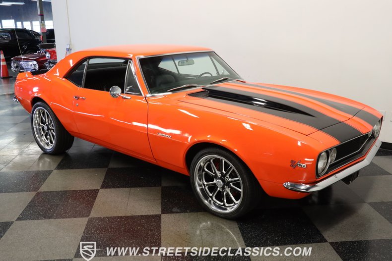 Chevrolet-Camaro-1967-Huggar-Orange-Black-7