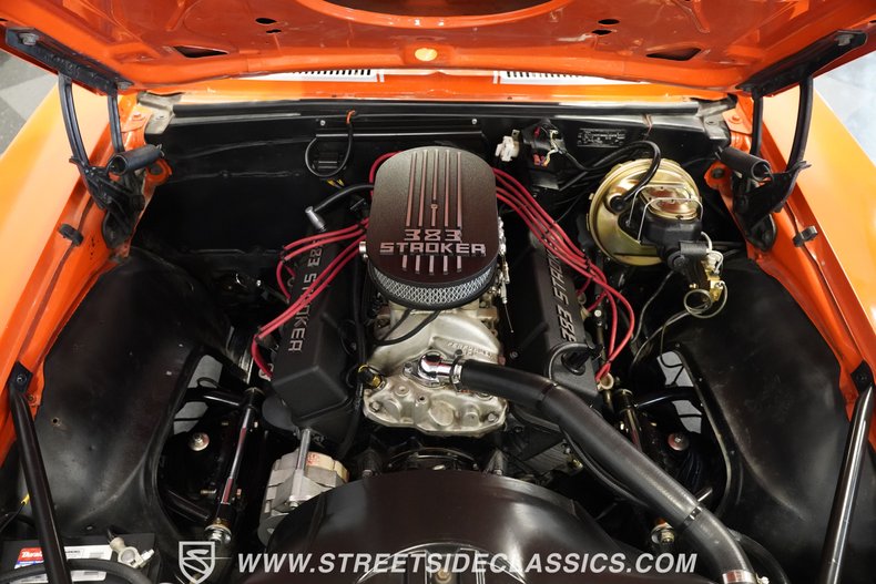 Chevrolet-Camaro-1967-Orange-Black-2