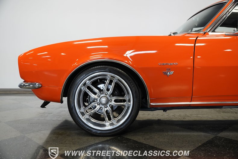 Chevrolet-Camaro-1967-Orange-Black-27