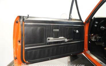 Chevrolet-Camaro-1967-Orange-Black-37