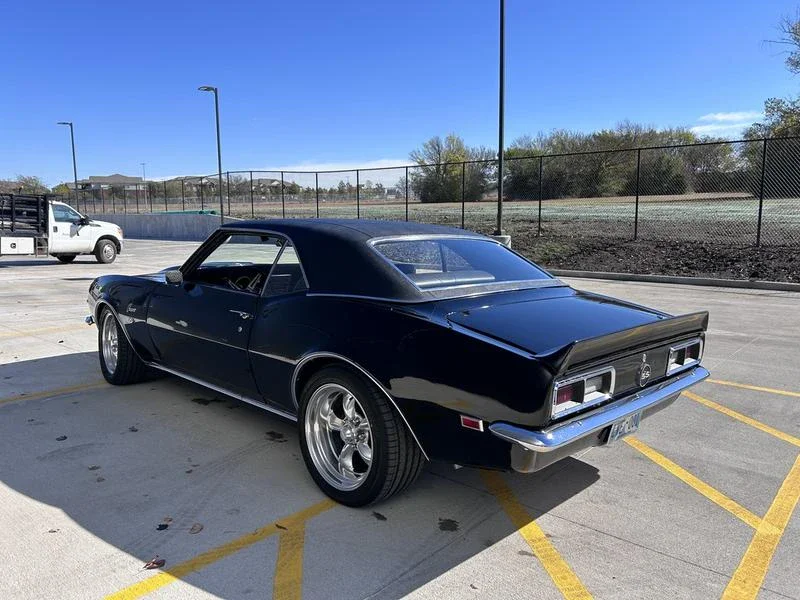 Chevrolet-Camaro-1968-Black-Black-10