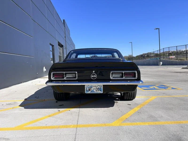 Chevrolet-Camaro-1968-Black-Black-11