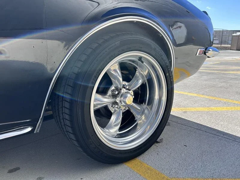 Chevrolet-Camaro-1968-Black-Black-26
