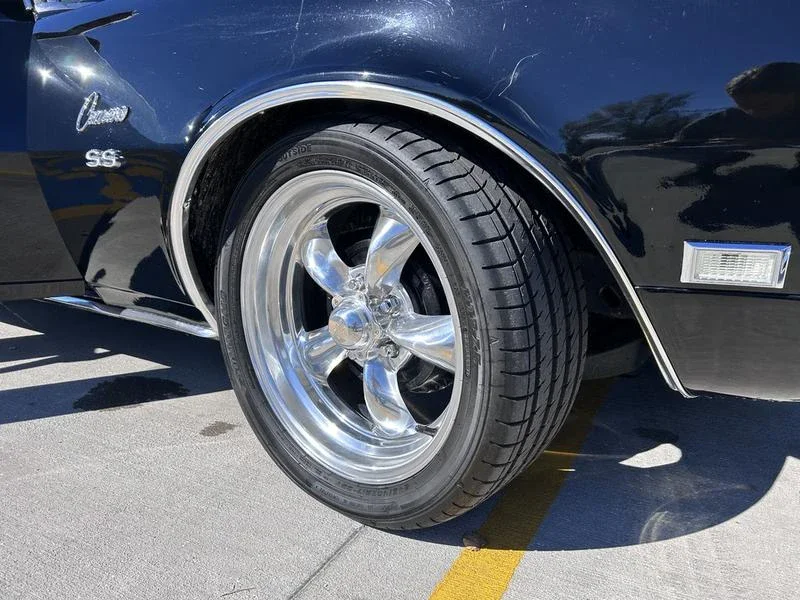 Chevrolet-Camaro-1968-Black-Black-28