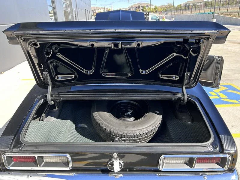 Chevrolet-Camaro-1968-Black-Black-4
