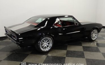 Chevrolet-Camaro-1968-Black-Red-10