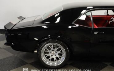 Chevrolet-Camaro-1968-Black-Red-26
