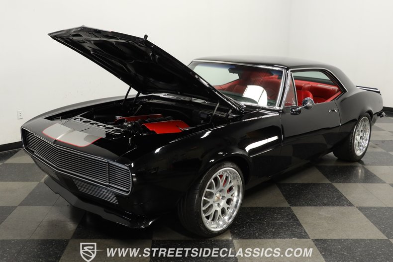 Chevrolet-Camaro-1968-Black-Red-27