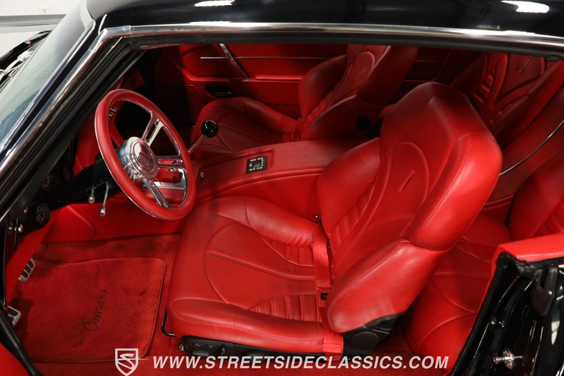 Chevrolet-Camaro-1968-Black-Red-31