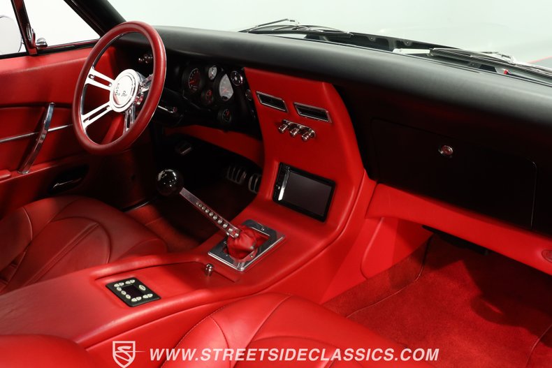 Chevrolet-Camaro-1968-Black-Red-42