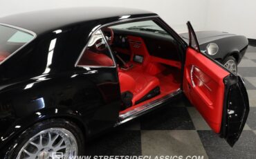 Chevrolet-Camaro-1968-Black-Red-46