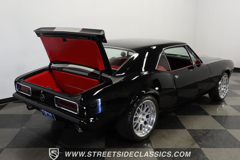 Chevrolet-Camaro-1968-Black-Red-47