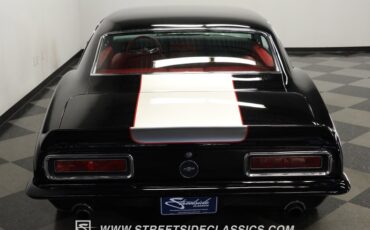 Chevrolet-Camaro-1968-Black-Red-7