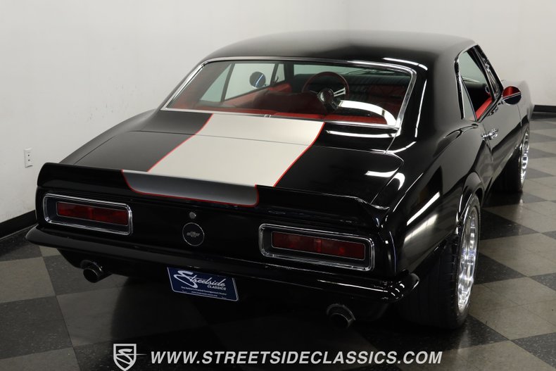 Chevrolet-Camaro-1968-Black-Red-8