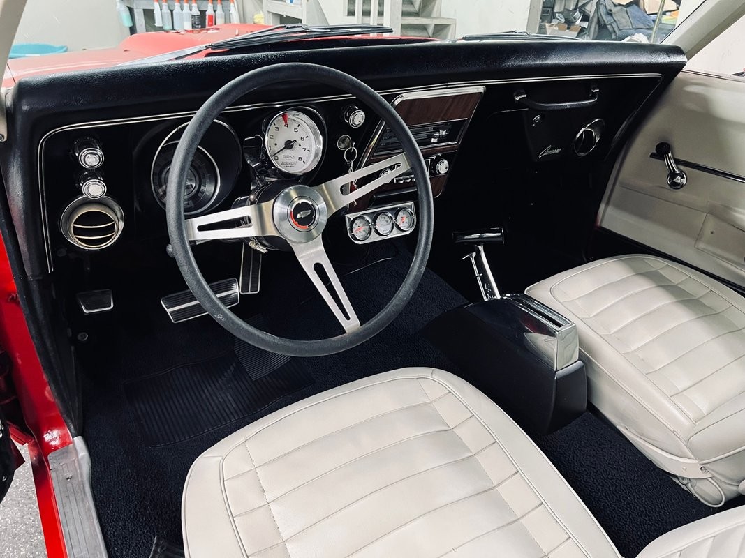 Chevrolet-Camaro-1968-Coupe-15