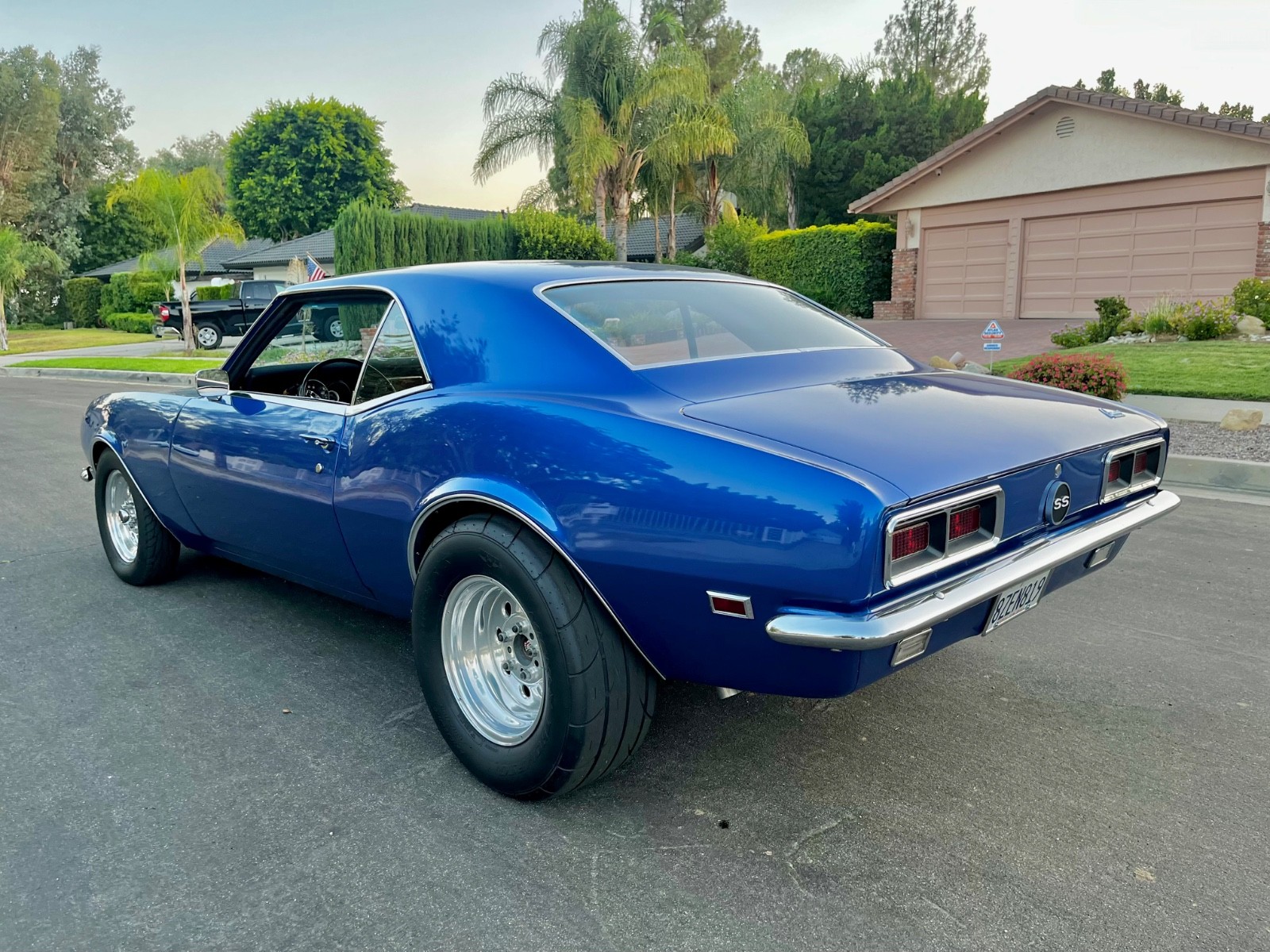 Chevrolet-Camaro-1968-Coupe-2