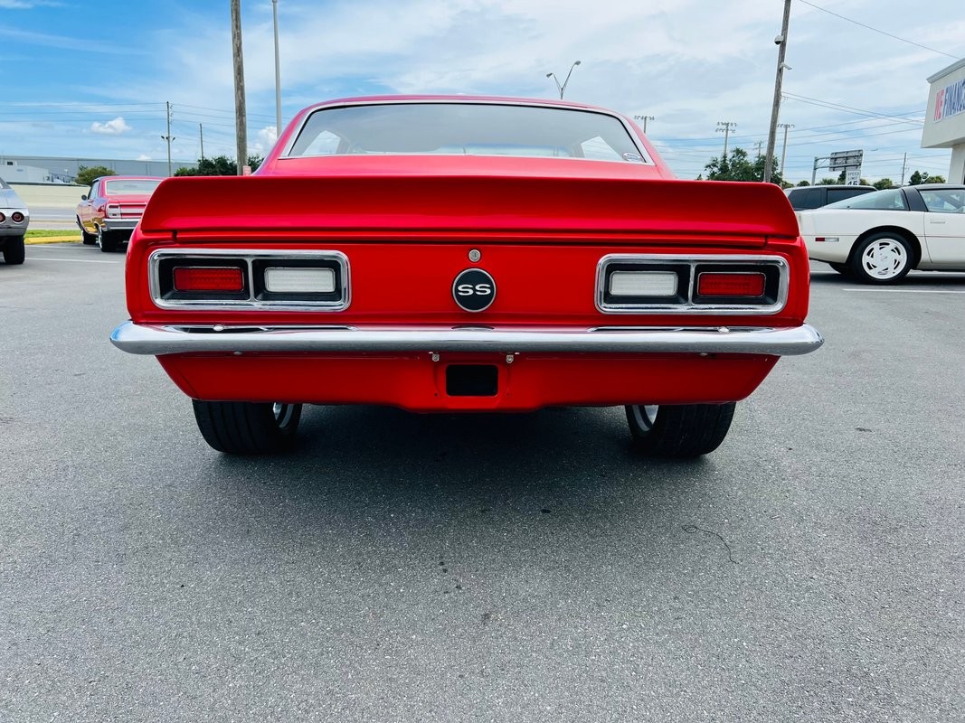 Chevrolet-Camaro-1968-Coupe-3