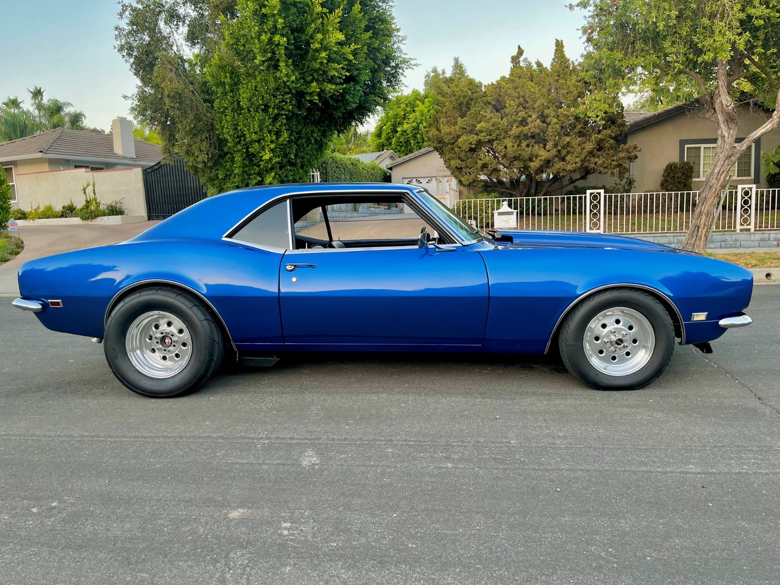 Chevrolet-Camaro-1968-Coupe-4