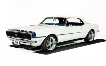 Chevrolet-Camaro-1968-Ermine-White-Blue-Deluxe-34