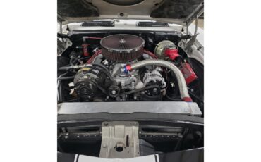 Chevrolet-Camaro-1968-White-Black-1