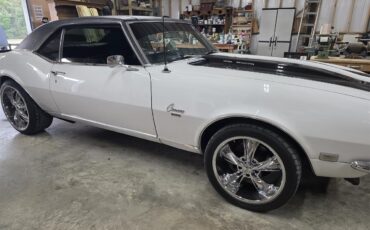 Chevrolet-Camaro-1968-White-Black-2