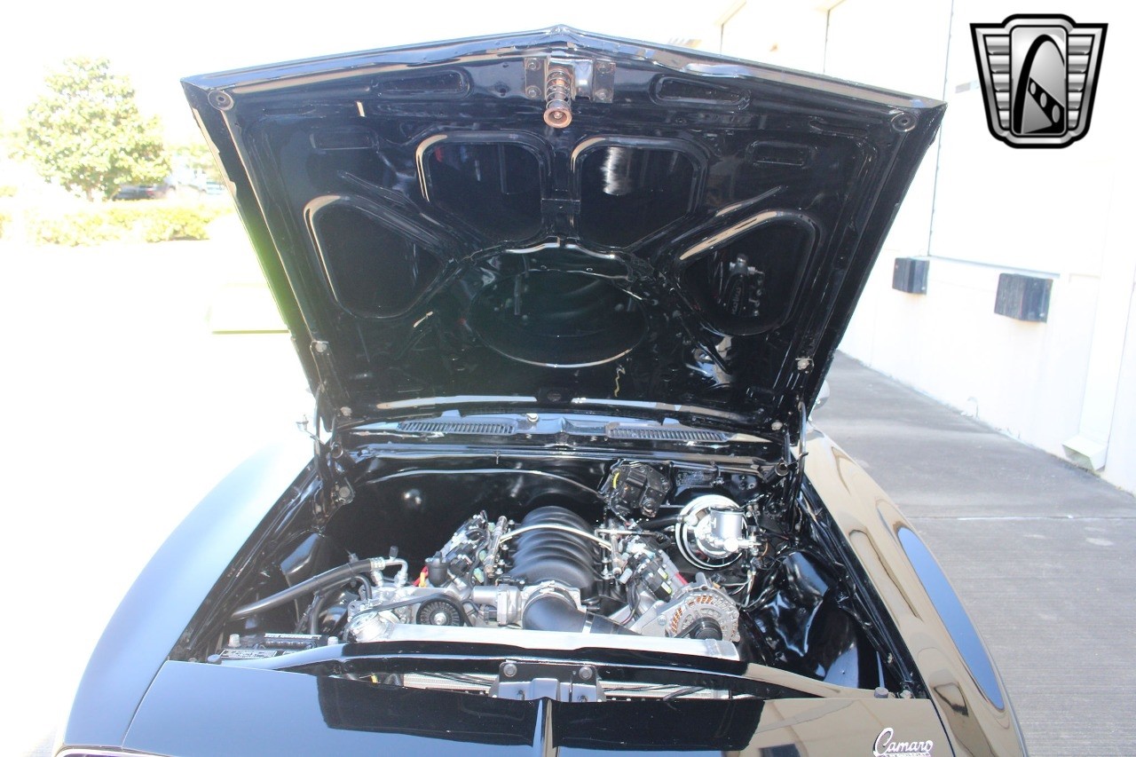Chevrolet-Camaro-1968-convertible-17