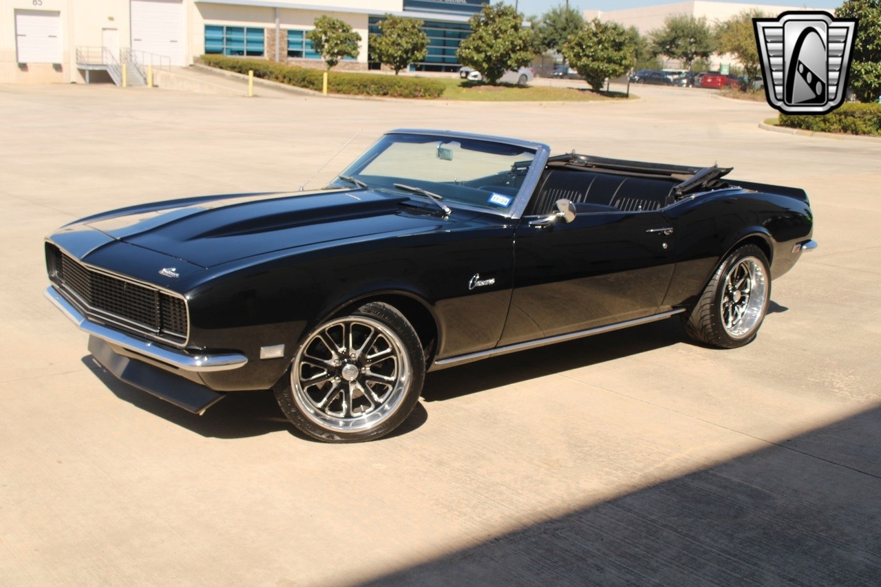 Chevrolet-Camaro-1968-convertible-2