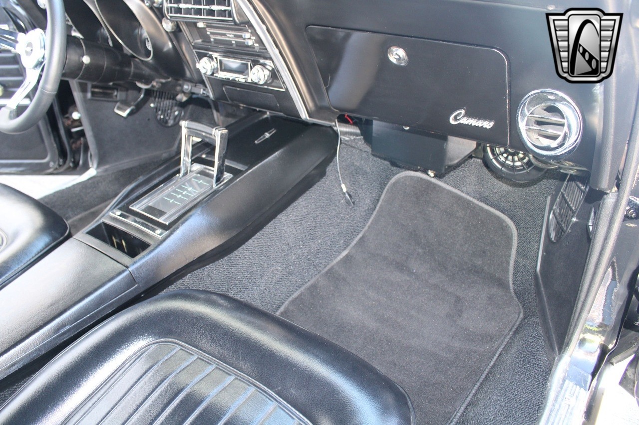 Chevrolet-Camaro-1968-convertible-25