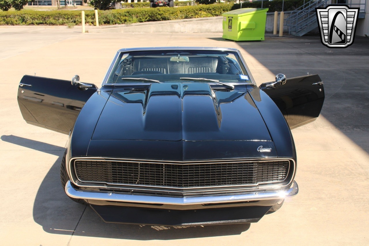 Chevrolet-Camaro-1968-convertible-9