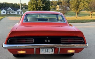 Chevrolet-Camaro-1969-2-Door-Coupe-13