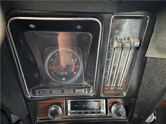 Chevrolet-Camaro-1969-2-Door-Coupe-17