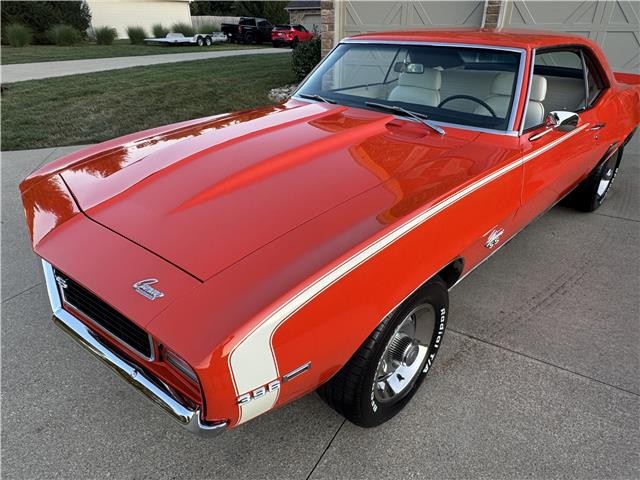 Chevrolet-Camaro-1969-2-Door-Coupe-31
