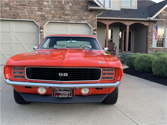 Chevrolet-Camaro-1969-2-Door-Coupe-32