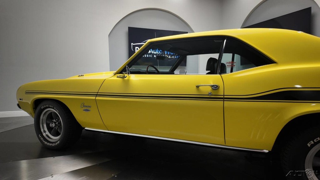 Chevrolet-Camaro-1969-23