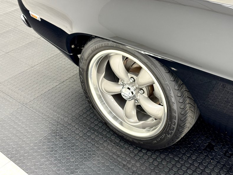 Chevrolet-Camaro-1969-Black-Black-17