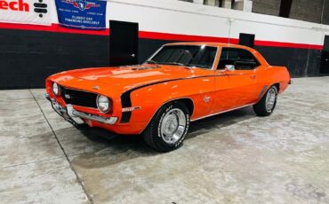 Chevrolet-Camaro-1969-Coupe-1