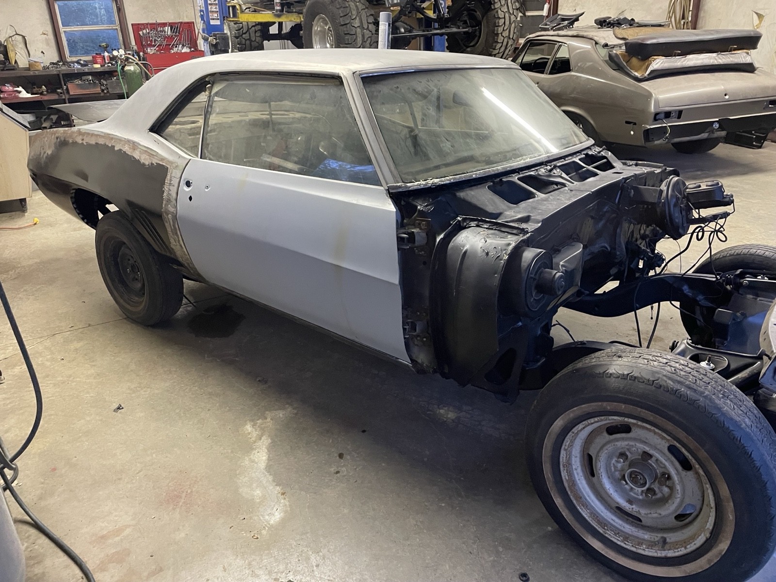 Chevrolet-Camaro-1969-Coupe-1