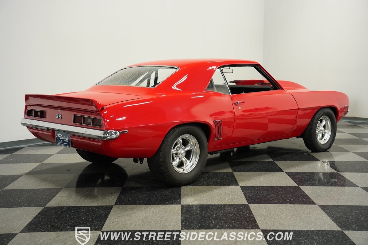 Chevrolet-Camaro-1969-Coupe-12